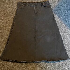 Elegant Black A-Line Denim Skirt